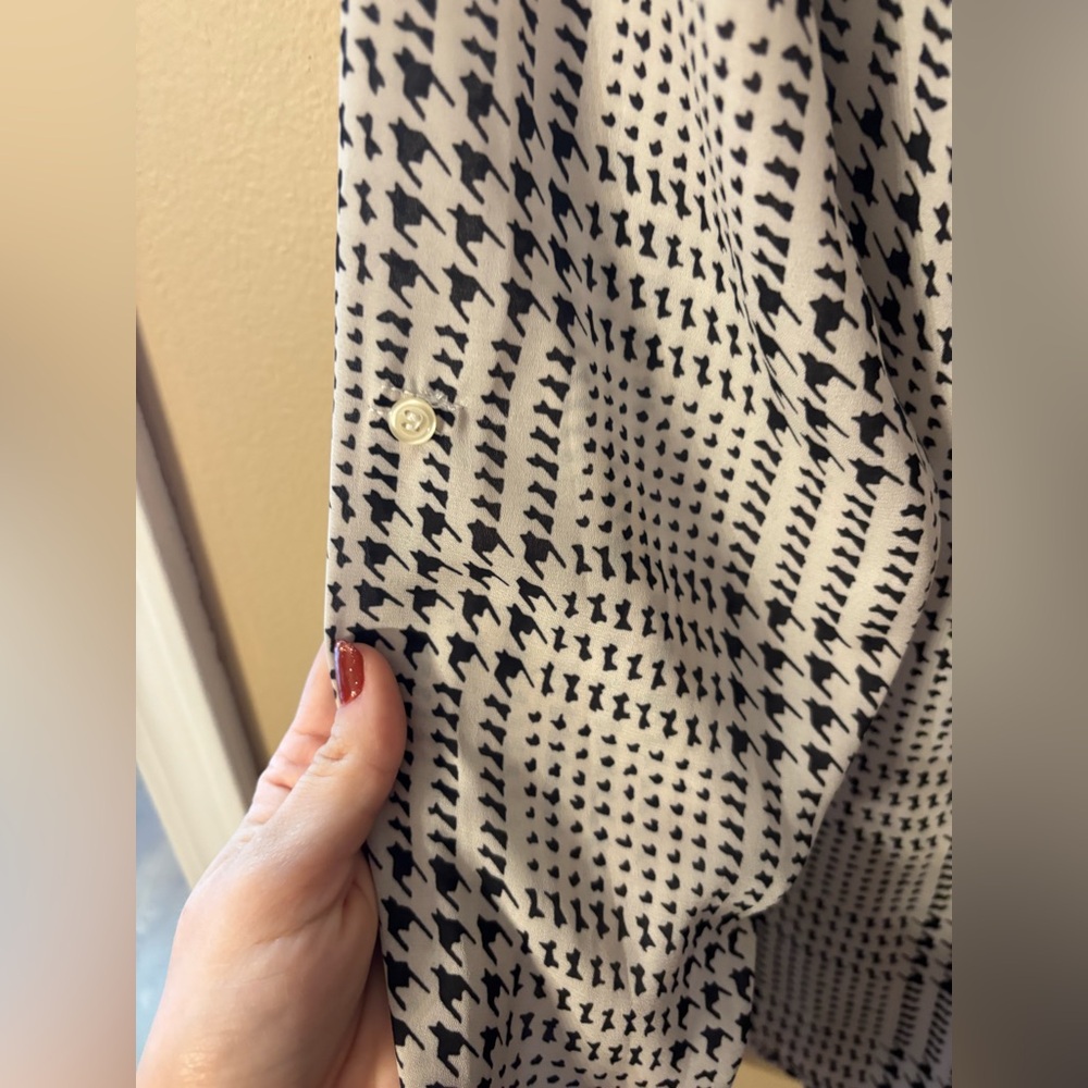 41 Hawthorne houndstooth print blouse Medium - Picture 6 of 10